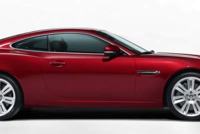 Jaguar XK gets a minor facelift for 2011