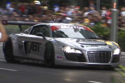 ABT Audi R8 LMS up close and personal with Autovox