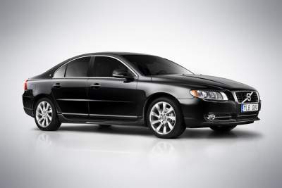 Volvo S80 Executive and V70 R-Design released