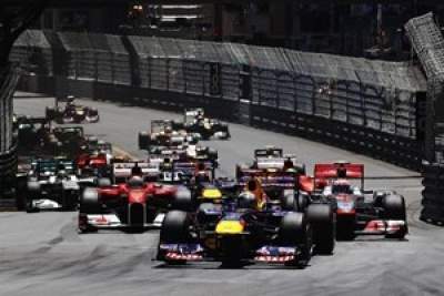 Vettel clings on to victory at drama-filled Monaco Grand Prix