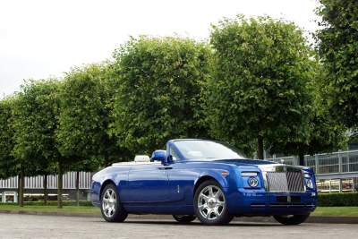 Rolls-Royce presents one-off drophead coupe