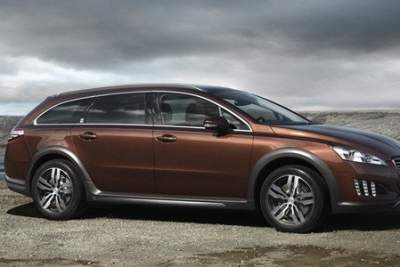 Peugeot 508 RXH launched