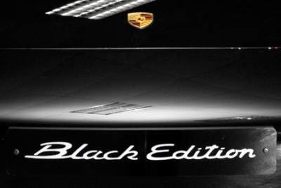 Porsche 911 and Boxster S Black Editions unveiled