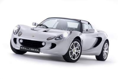 Lotus Elise being investigated for oil cooler leaks