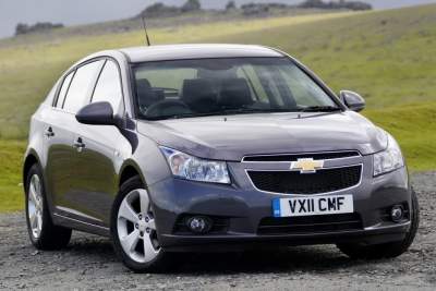Chevrolet Cruze Hatchback launched in the UK