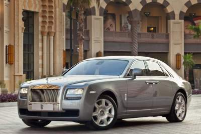 Rolls-Royce sales hit new highs