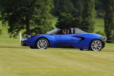 Teewave AR.1 electric roadster designed by Gordon Murray