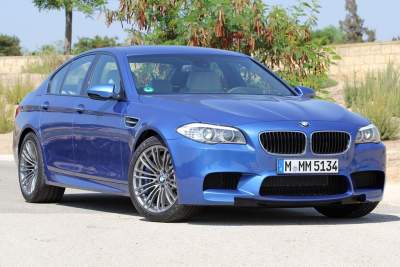BMW M5 with Active Sound Design