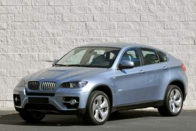 BMW X6 ActiveHybrid dropped