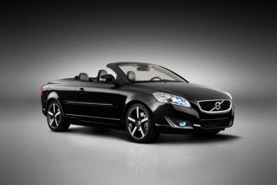 Volvo C70 Inscription Edition at the Los Angeles Motor Show