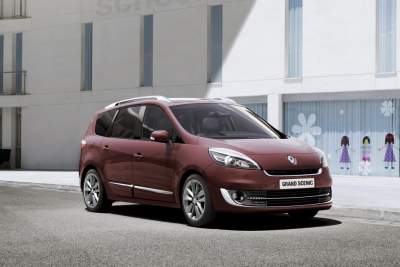 Renault gives the Scenic a facelift