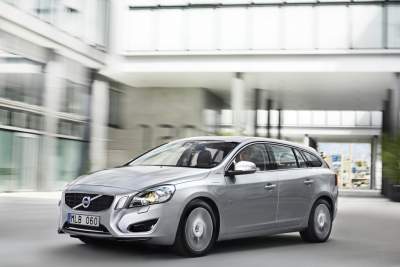 Volvo launches the V60 D6 plug-in diesel electric hybrid