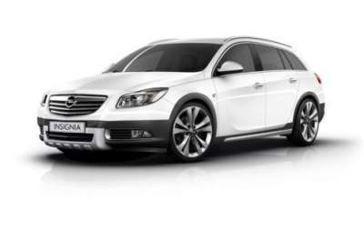 Opel previews the Insignia Sport Tourer CrossFour