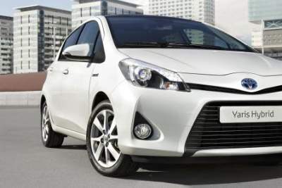 Yaris Hybrid revealed ahead of public debut in Geneva