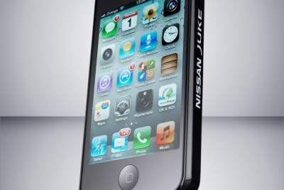Nissan applies self-heal paint tech on iPhone cases