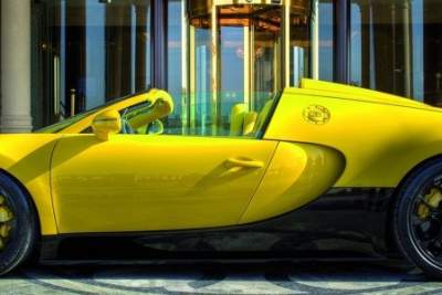 Bugatti debuts Veyron Grand Sport 'Bumblebee' at Qatar Motor Show