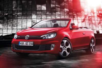 Volkswagen lifts the lid on the new Golf GTI Cabriolet