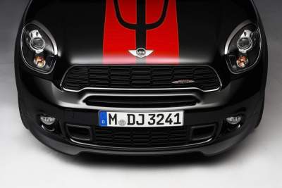 2013 MINI Countryman John Cooper Works unveiled before Geneva debut