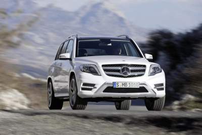 2013 Mercedes GLK facelift revealed and ready for New York