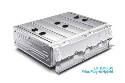BMW and Toyota will co-develop next-gen lithium-ion batteries