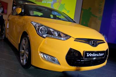 Hyundai adds Veloster to a spectrum of limelight