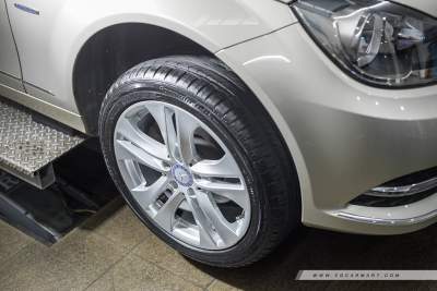 Dunlop Formula D05 - Built to perform, rain or shine
