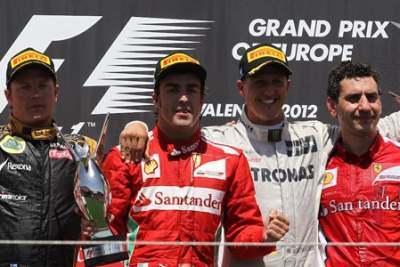 Alonso becomes second winner this season and leads championship points