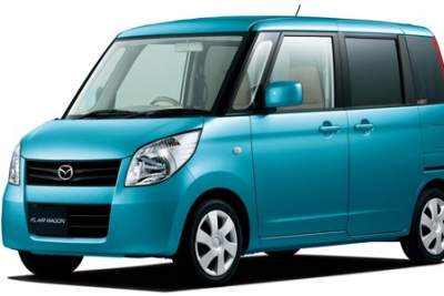 Mazda releases a new mini wagon