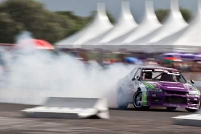 Saito crowned champion at Achilles Formula Drift Singapore 2012