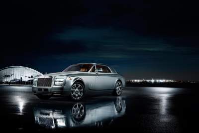 Rolls-Royce presents the Phantom Coupe Aviator Collection