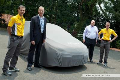 Megane RS265 storms onto local shores amidst F1 fever
