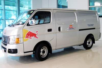 Nissan commercial vehicle drives Red Bull Racing