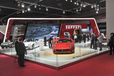 Ferrari brings entire range and Enzo 2.0's carbon chassis to Paris