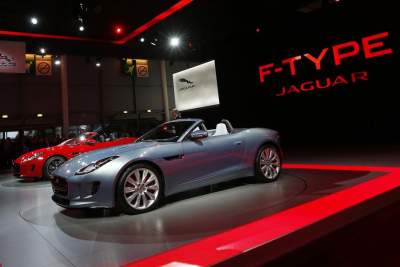 The Jaguar F-Type gets awarded at the Paris motor show