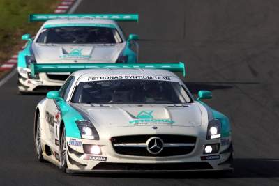 Petronas Syntium SLS AMG GT3s wins the fifth round of Super Taikyu Series