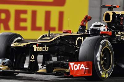 Kimi Raikkonen wins his first grand prix since his return with the Lotus team