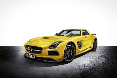 Mercedes-Benz has lifted the veils off the SLS AMG Black Series