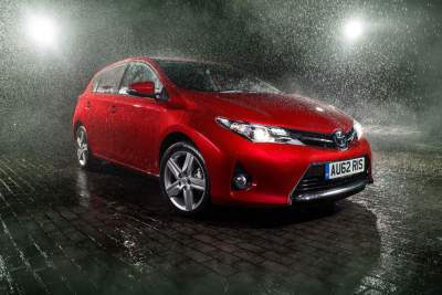 The new Toyota Auris - Convinces the head and appeals to the heart