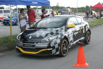 Renault bags two trophies with the Renault Megane RS250
