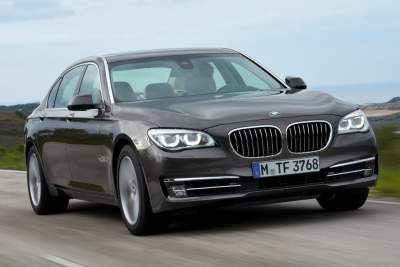 2016 BMW 7 Series could lose its prestigious V12 engine