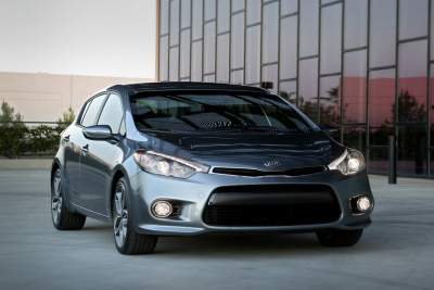 Kia unleashes 2014 Forte five-door compact hatch in Chicago
