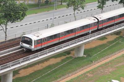 Commuters may get free or cheaper off-peak morning rides
