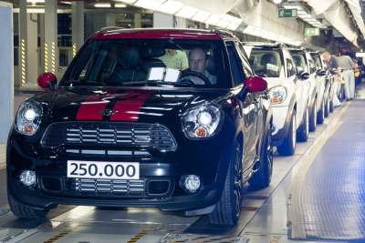The 250,000th Countryman rolls off Austria