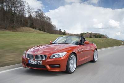 BMW unveils facelifted Z4