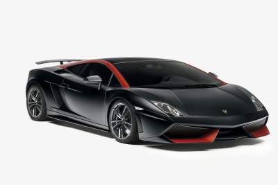 Lamborghini moves to confirm the arrival of a Gallardo successor