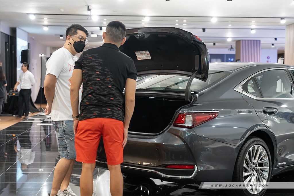 looking car