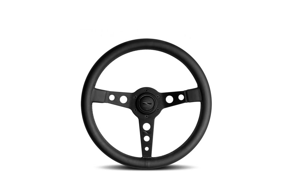 https://media.i-sgcm.com/marketplace/catalogue/2025/3372-momo-prototipo-black-edition-steering-wheel_cover.jpg