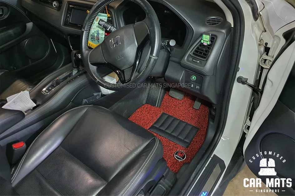 https://media.i-sgcm.com/marketplace/catalogue/2025/3392-customised-basic-drips-honda-vezel--hr-v-ru-model-car-mat_cover.jpg