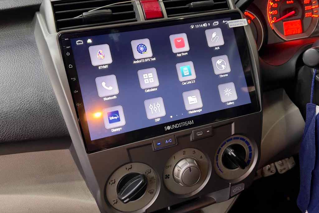 Soundstream ANZUO Series 1.6Ghz Octa-Core Android Car Player (2GB RAM + 32GB ROM)