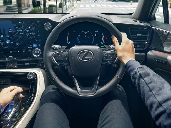 https://media.i-sgcm.com/public/new-cars/showcases/21487/2